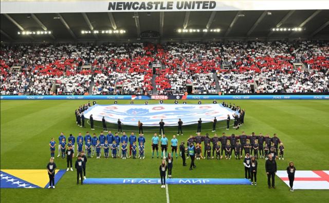 皇冠体育APP下载-英格兰“国际象棋”丑陋赢，索斯盖特大谈幸福烦恼