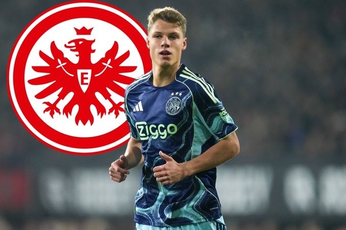 德天空：法兰克福有意今夏引进阿贾克斯17岁中场斯图尔